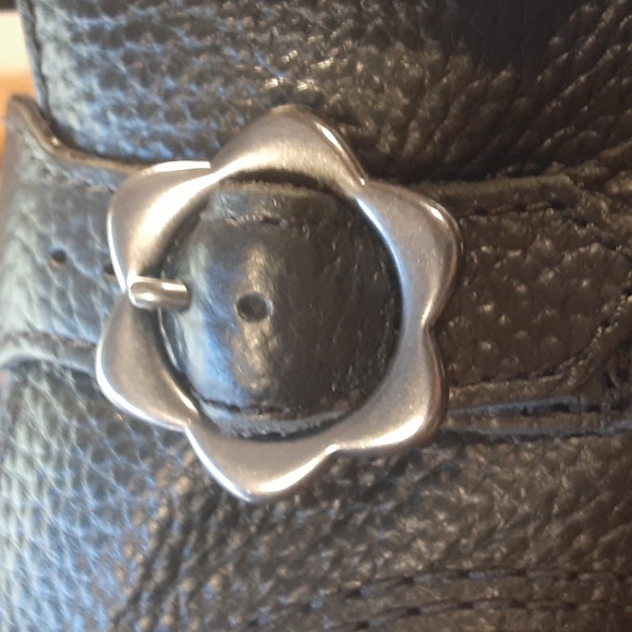 Dr. Martens - Picture 7 of 7